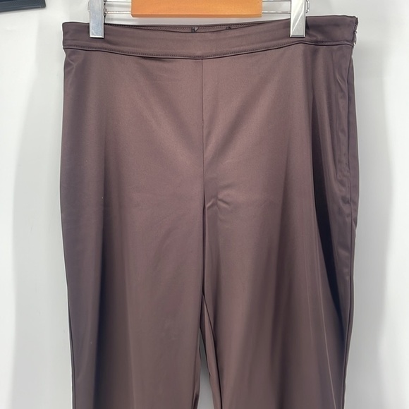 Aritzia Brown Women's Pants - Picture 9 of 14